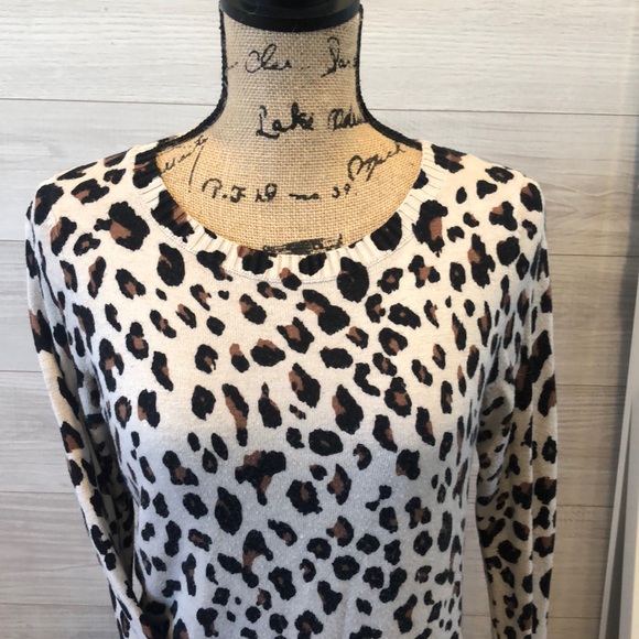 Leopard Top - Picture 2 of 4